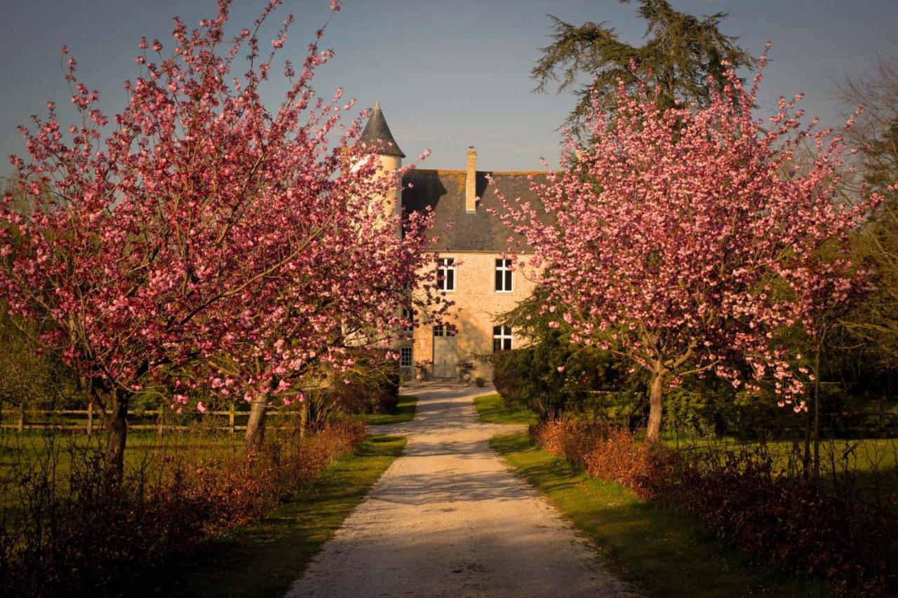 Chateau De Monfréville Exteriör bild